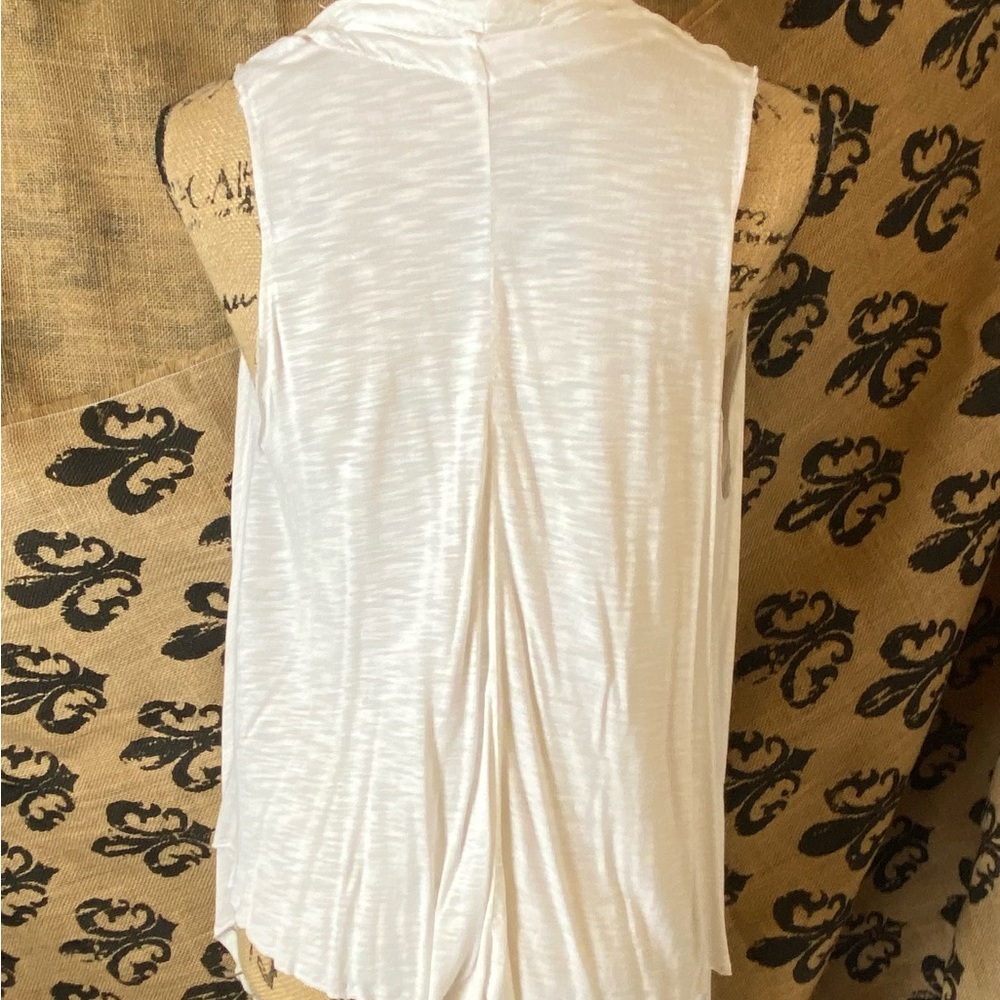 Elan wrap top (white) - Picture 5 of 7